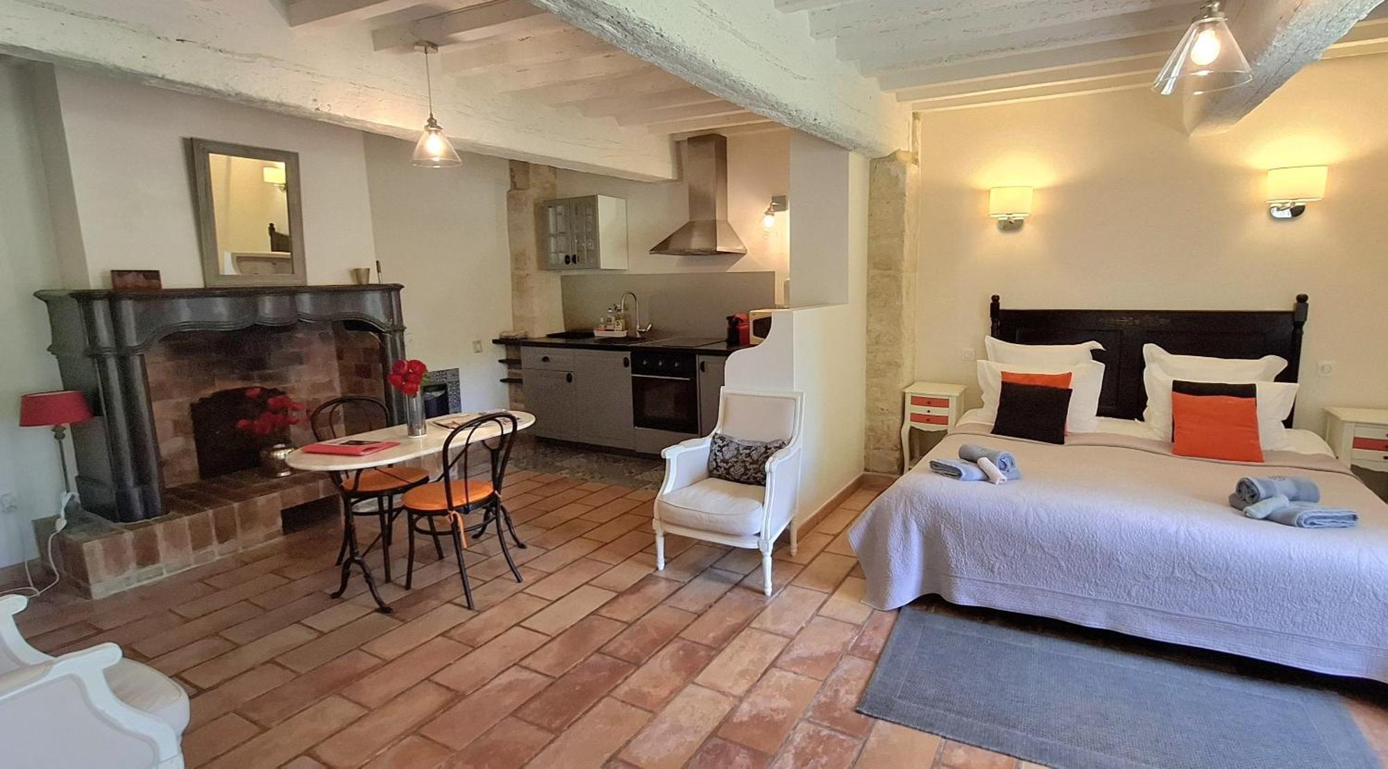 Les Gites Du Domaine De Rhodes Avinhão Quarto foto