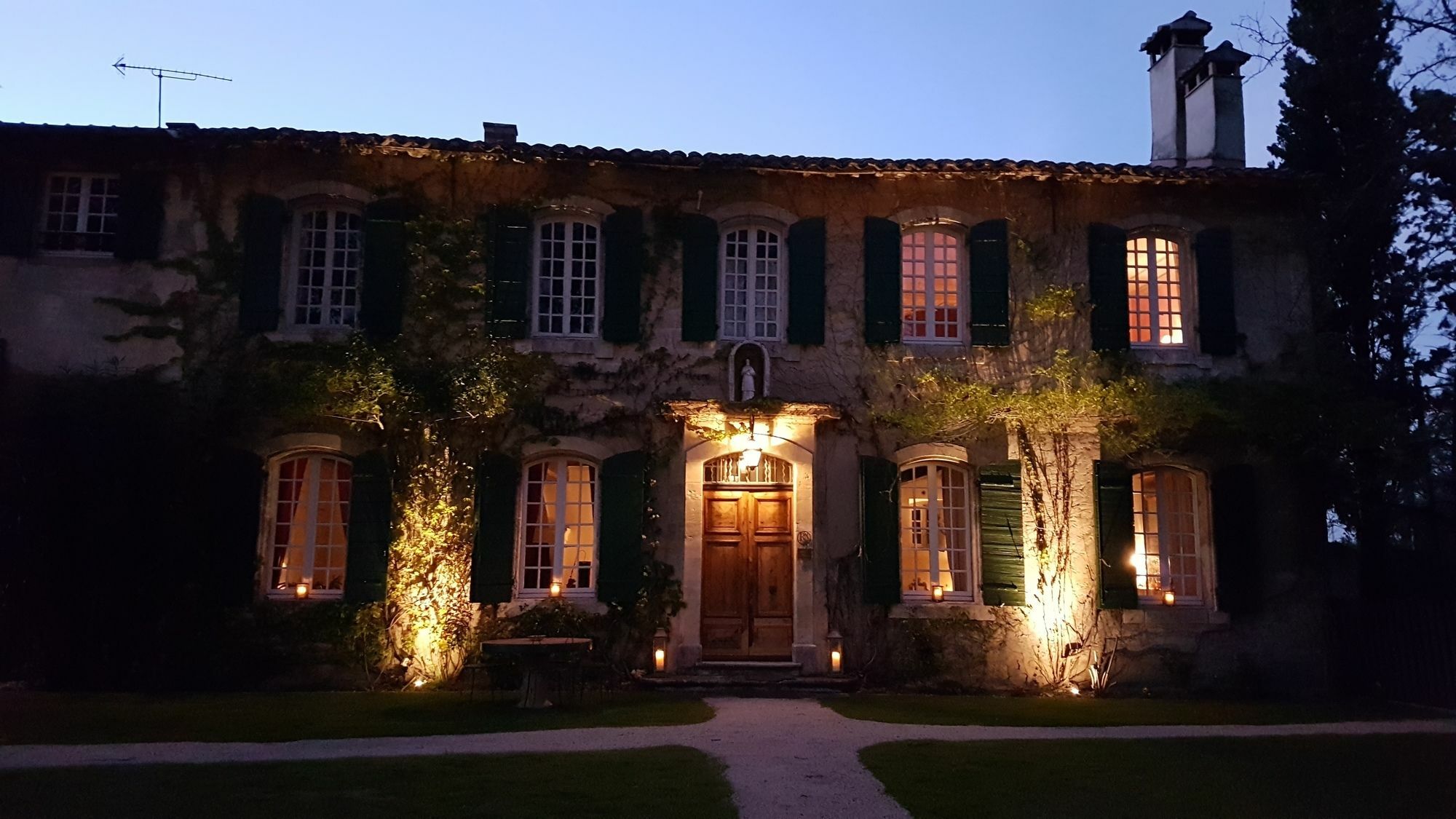Les Gites Du Domaine De Rhodes Avinhão Exterior foto